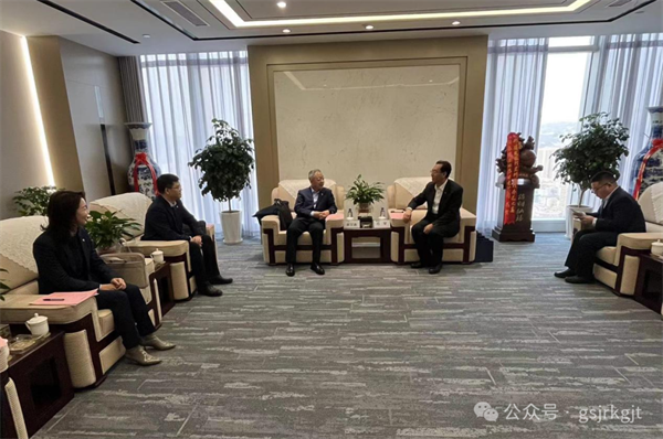云博·电子（中国）官方网站与浦发银行兰州分行交流座谈